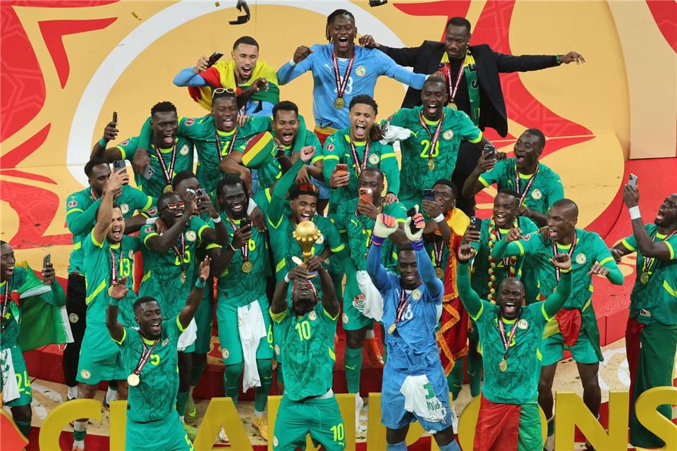 Senegal bejubelte das gute Ende im dramatischen Finale gegen MarokkoYoussef Loulidi/AP/dpa