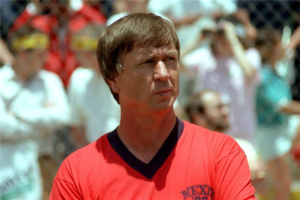 Sepp Piontek erlangte als Trainer der dänischen Nationalmannschaft Kultstatus in Dänemark. (Archivbild)picture alliance / dpa