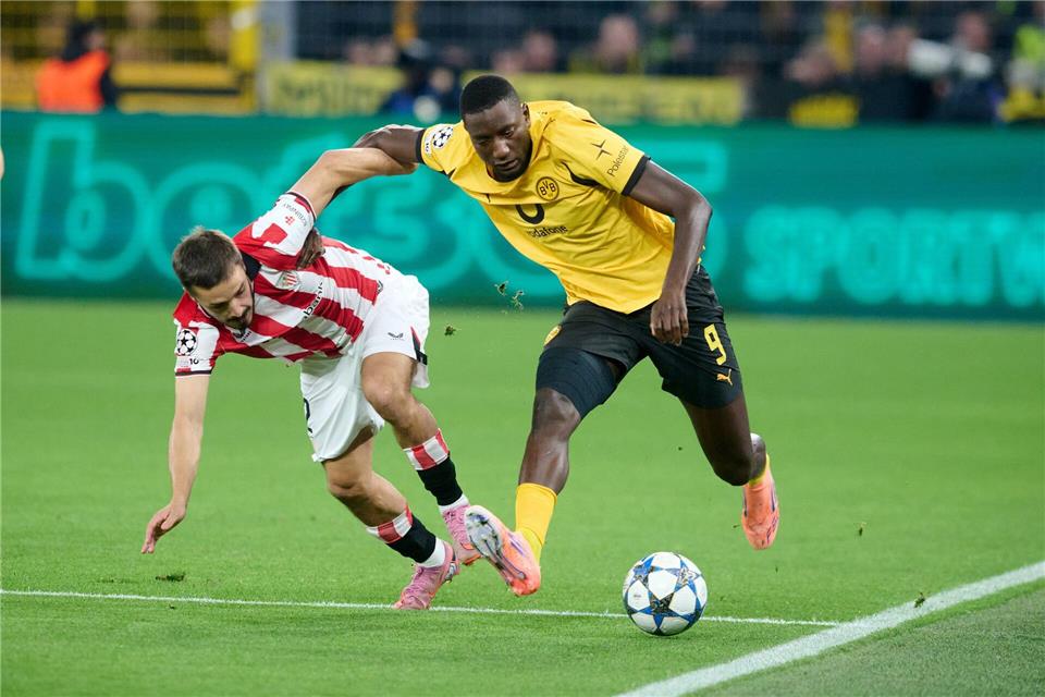 Serhou Guirassy (rechts) und Dortmund wollen in der Champions League nachlegen. (Archivfoto)Bernd Thissen/dpa