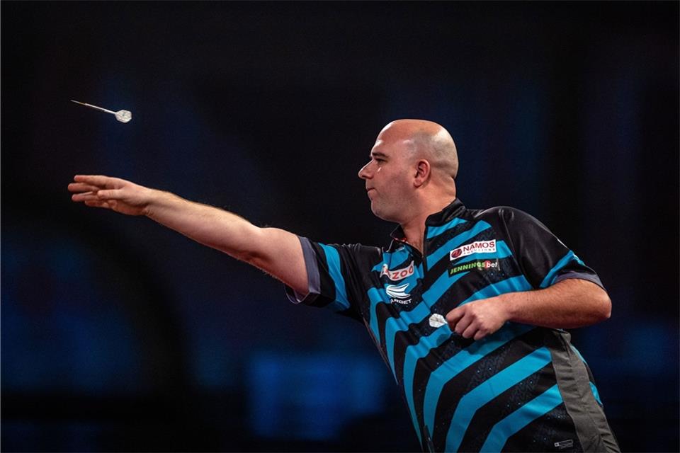 Setzte sich mit 3:0 gegen Thibault Tricole durch: Ex-Weltmeister Rob Cross.