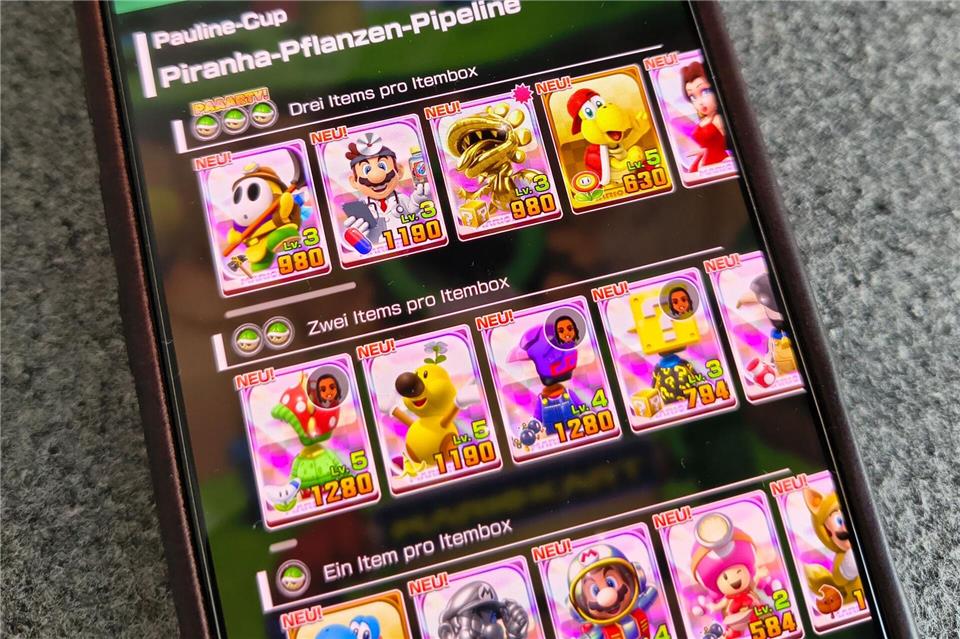 Shy Guy, Piranha-Pflanze, Dr. Mario und Co.: Alle mühsam trainierten Piloten, Karts und Gleiter sollen nach Ende des Spiels nicht mehr weiter nutzbar sein.Till Simon Nagel/dpa-tmn
