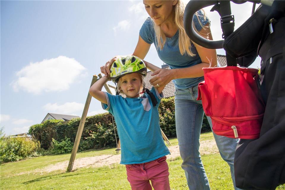 Sicherheit hat Priorität: Jeder Helm bietet mehr Schutz als gar kein Helm. picture alliance / dpa Themendienst