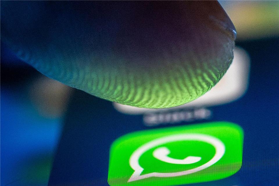 Sicherheitslücke in WhatsApp für Apple-Geräte wurde behoben: Nutzer sollten dringend die neueste Version installieren.picture alliance/dpa/dpa-tmn