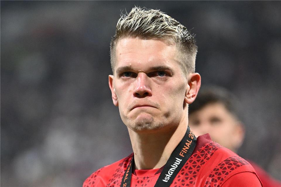Sichtlich gezeichnet von der Finalniederlage: Abwehrchef Matthias Ginter.Robert Michael/dpa