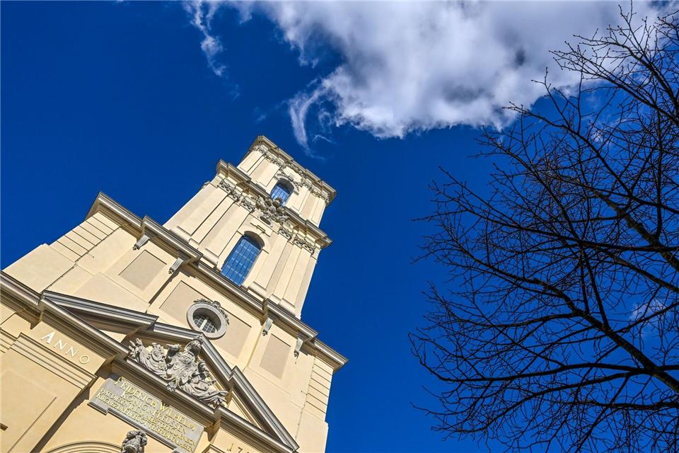 Sie fehlt noch: Die 32 Meter hohe Turmhaube für die Garnisonkirche in Potsdam. (Archivbild) Jens Kalaene/dpa