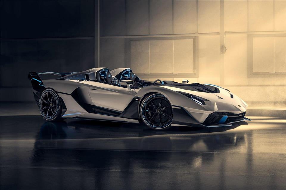 Sie haben viel Geld? Gut, dann kaufen Sie sich vielleicht einen Lamborghini. Sie haben ganz, ganz viel Geld? Dann lassen Sie sich einen wie den SC20 bauen.Lamborghini/dpa-tmn