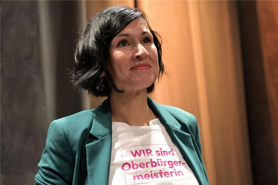 Sie kann nach ihrem deutlichen Wahlsieg in Potsdam strahlen: Noosha Aubel ist neue Oberbürgermeisterin.Michael Bahlo/dpa
