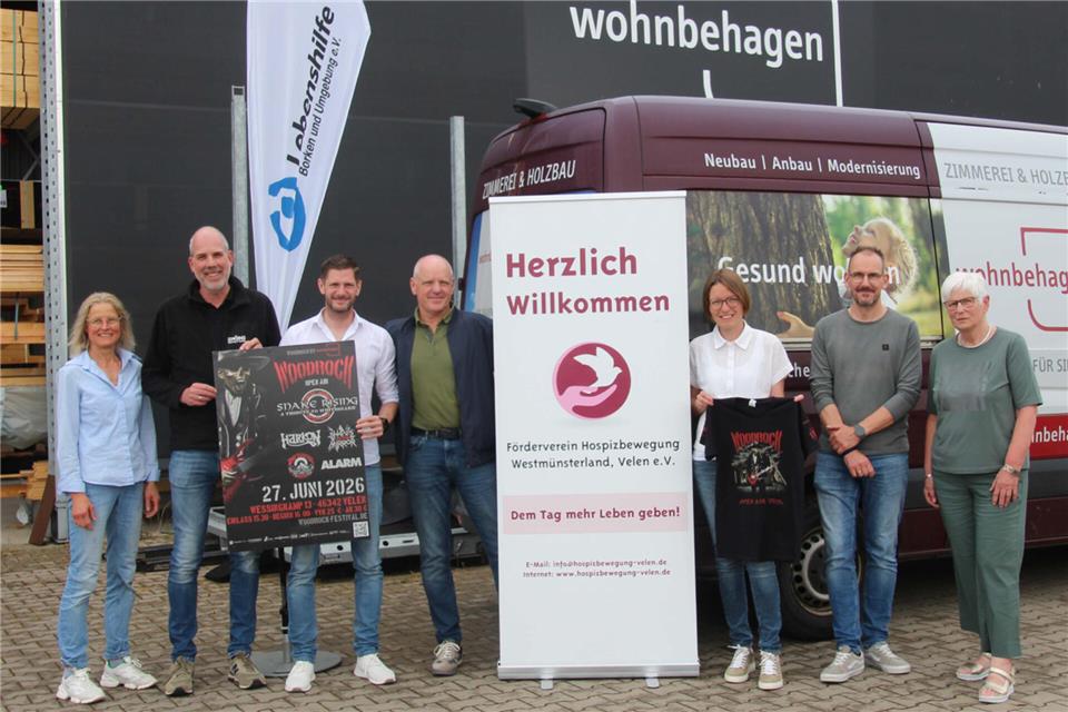 Sie stecken mitten in den Vorbereitungen für das Woodrock-Festival: Renate Schnieders (v.l.), Thomas Rühling, Michael Mengering, Thomas Tenkamp, Karin Benning, Marco Stahlhauer und Anni Geringhoff. 
