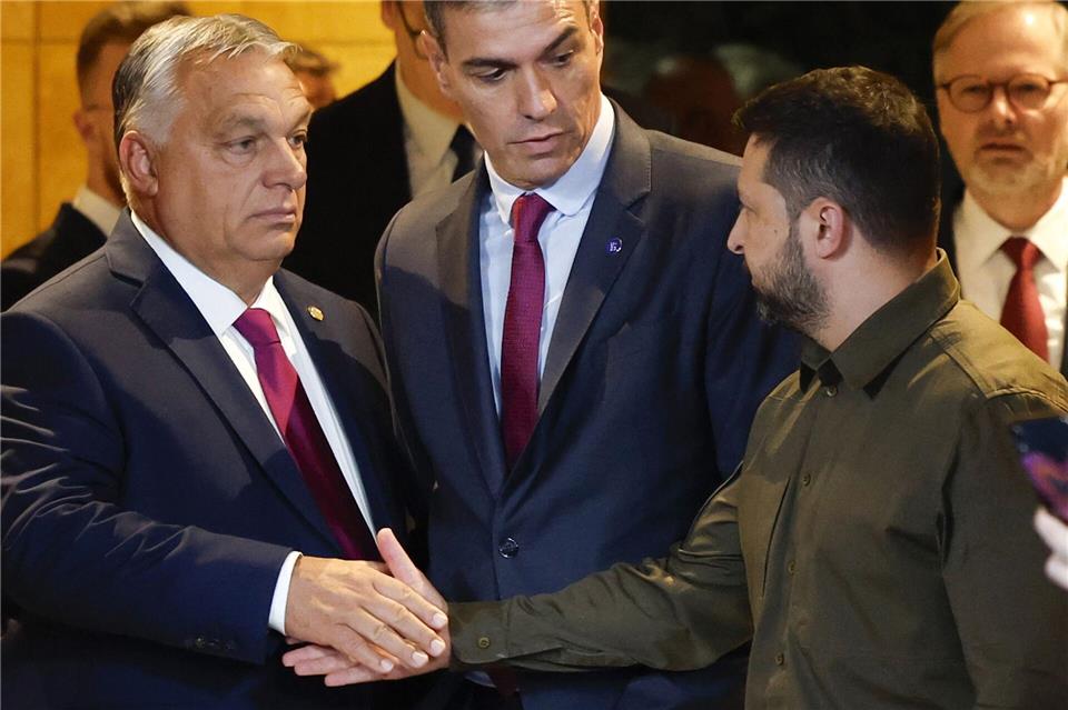 Sie waren keine Freunde und werden es nicht mehr: der Ungar Orban und der Ukrainer Selenskyj. (Archivbild)Peter Klaunzer/KEYSTONE/dpa