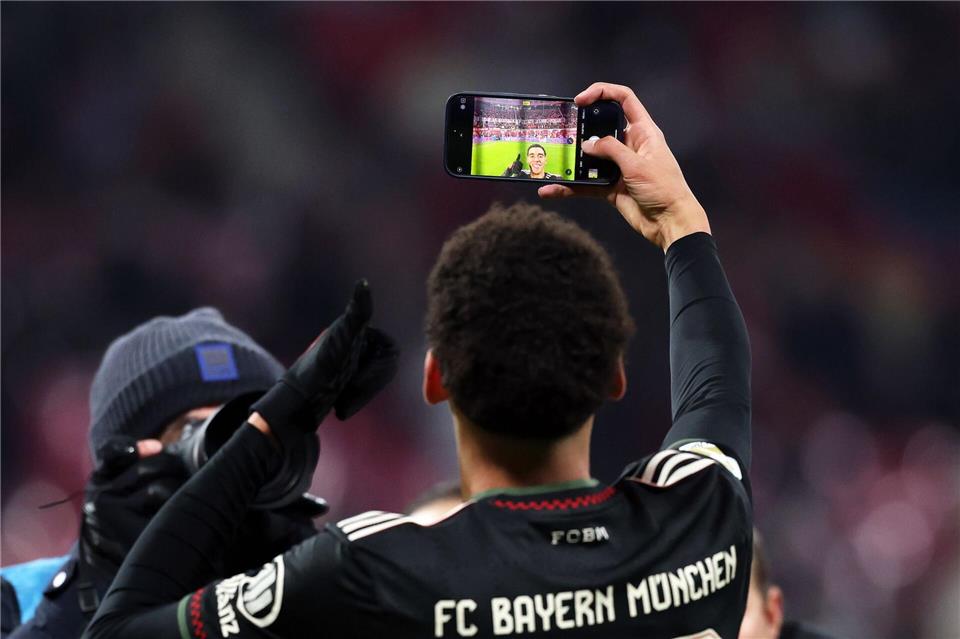 Sieger-Selfie nach dem Comeback: Jamal Musiala.Jan Woitas/dpa