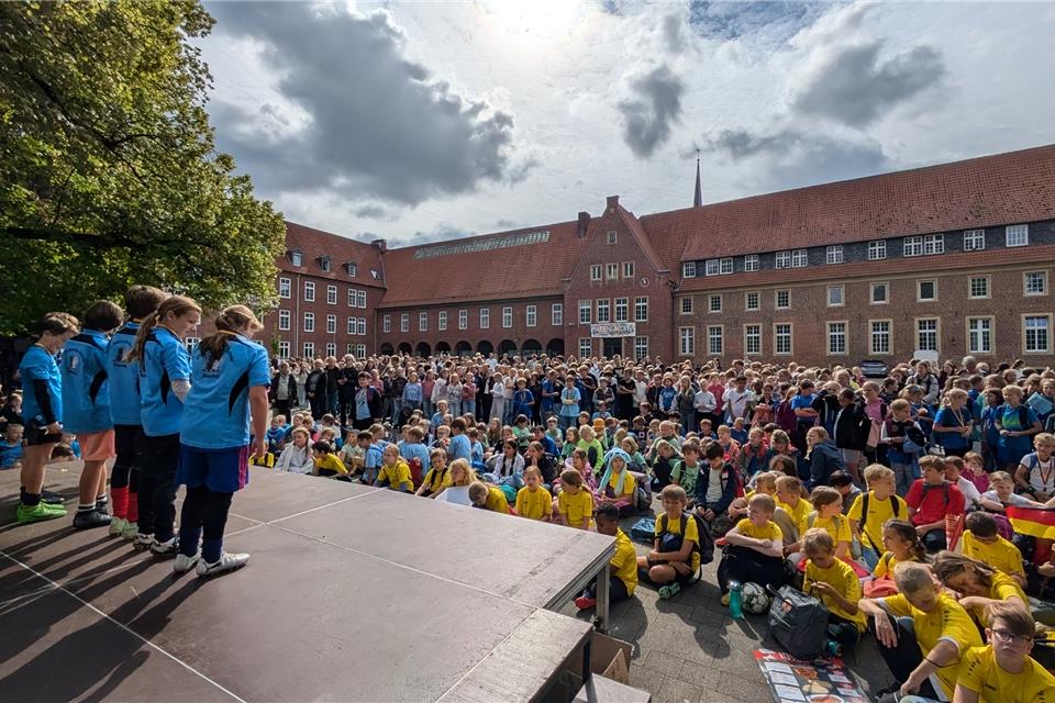 Siegerehrung beim Ranzencup in Burlo.