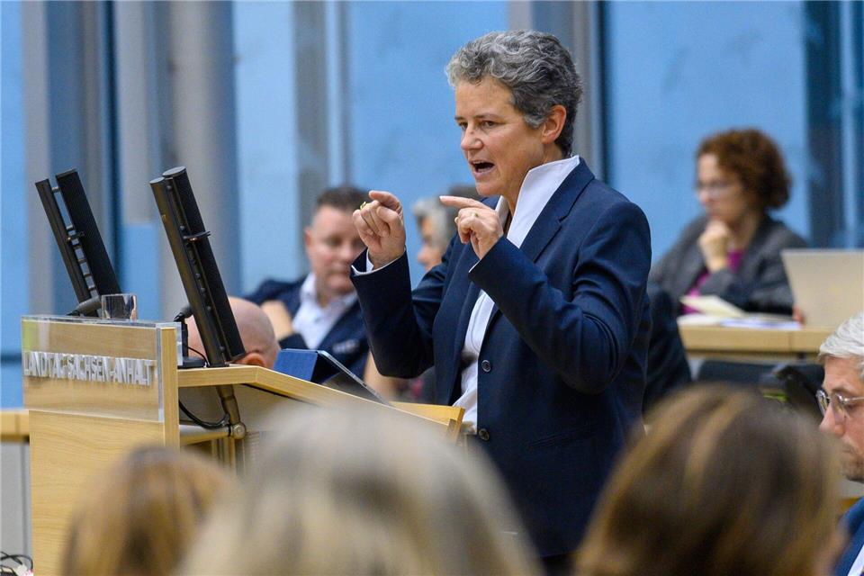 Sieht Chancen in der KI für die Verwaltung: Digitalministerin Lydia Hüskens (FDP). (Archivbild)Klaus-Dietmar Gabbert/dpa