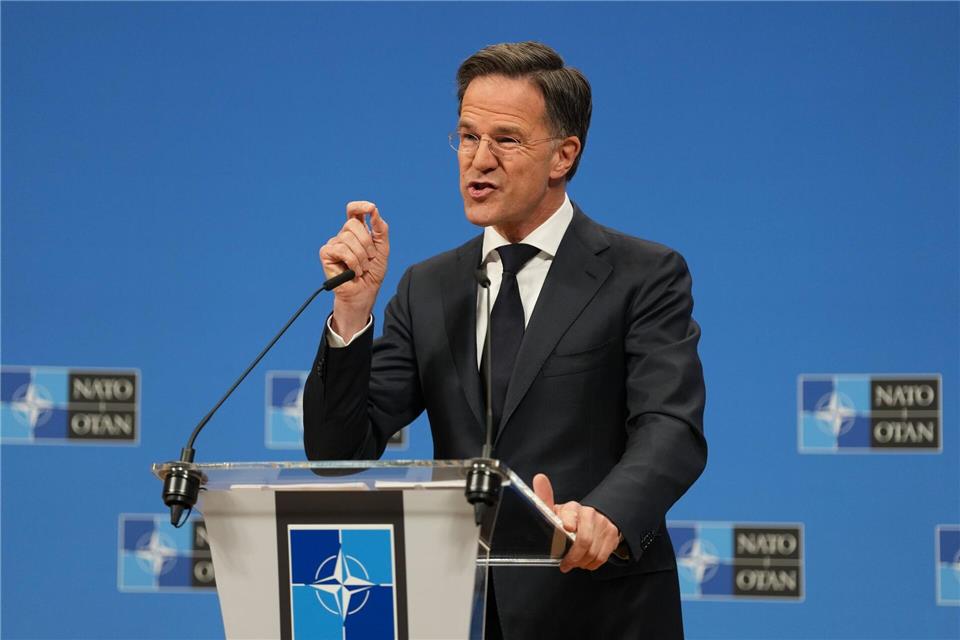 Sieht eine positive Entwicklung: Nato-Generalsekretär Mark Rutte stellte die neuen Zahlen am Donnerstag in Brüssel vor. (Archivbild)Virginia Mayo/AP/dpa
