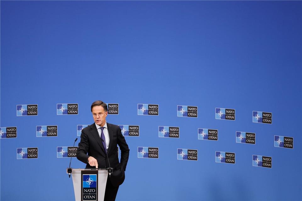 Sieht keinen Grund an der Bündnistreue der USA zu zweifeln: Nato-Generalsekretär Mark Rutte. (Archivbild)Geert Vanden Wijngaert/AP/dpa