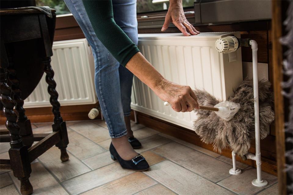 Sieht nicht nur besser aus, wärmt auch effektiver: ein staubfreier Heizkörper.picture alliance / dpa-tmn