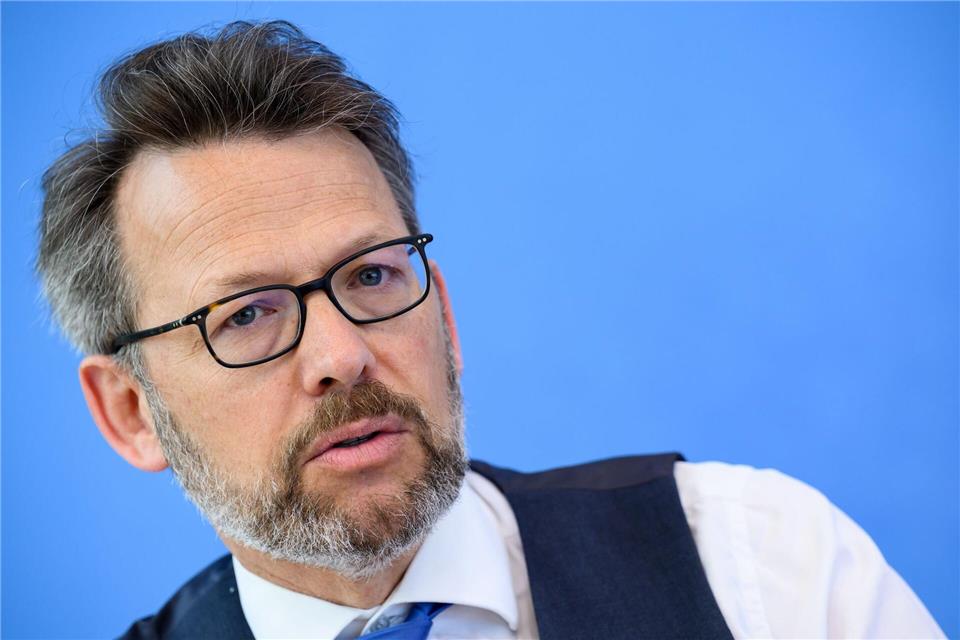 Sieht noch viele offene Fragen bis zur Entscheidung über den Olympia-Bewerber: DOSB-Vorstandschef Otto Fricke.Bernd von Jutrczenka/dpa