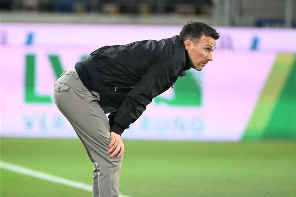 Sieht sich mit Trennungsgerüchten konfrontiert: Christian Eichner. (Archivbild)Uli Deck/dpa