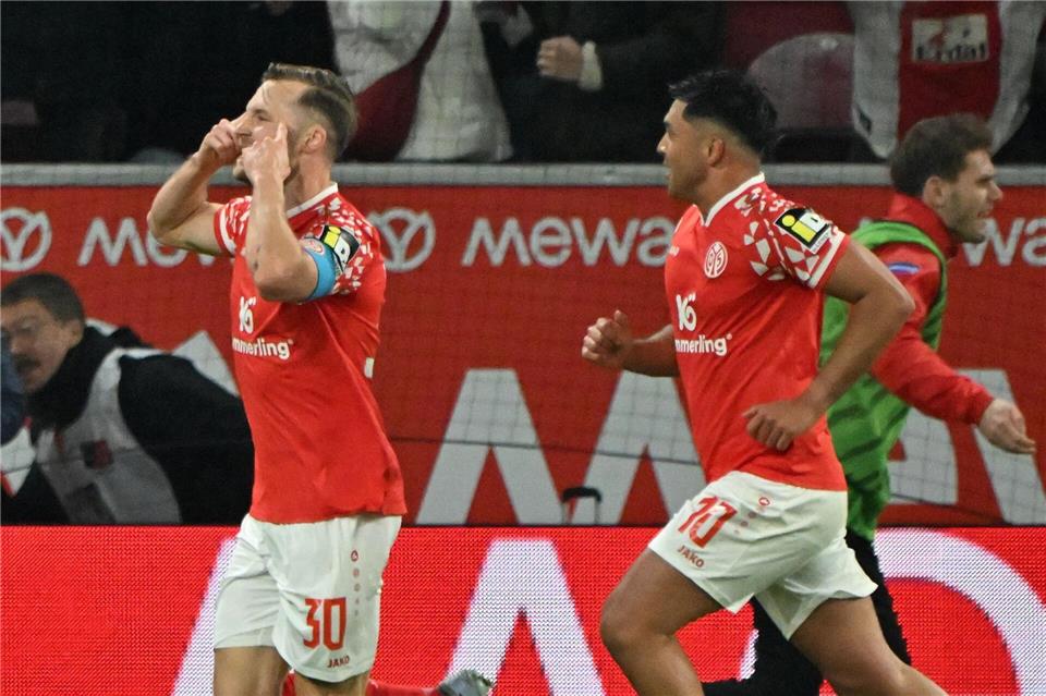 Silvan Widmer ließ Mainz jubeln.Torsten Silz/dpa