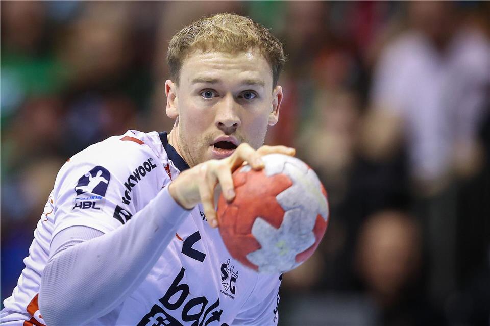 Simon Pytlick und die SG Flensburg-Handewitt spielten in Gummersbach. (Archivbild)Ronny Hartmann/dpa-Zentralbild/dpa