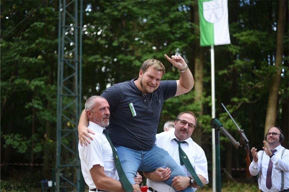 Simon Schiemann hatte im vergangene Jahr den Vogel von der Stange geholt.