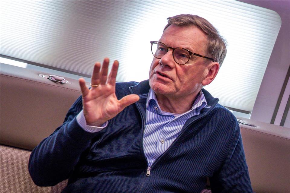 Singapur, Neuseeland, Tonga, Australien, Brunei: Bis Freitag reist Außenminister Johann Wadephul (CDU) durch Südostasien und die Pazifik-Region. Angesichts der geopolitischen Verschiebungen will er ein weltweites Netz robuster Partnerschaften ausbauen.Jens Büttner/dpa