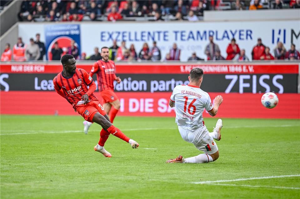 Nächster Dämpfer für Wagner - Augsburg verliert beim FCH Sirlord Conteh trifft zum 2:0.Harry Langer/dpa