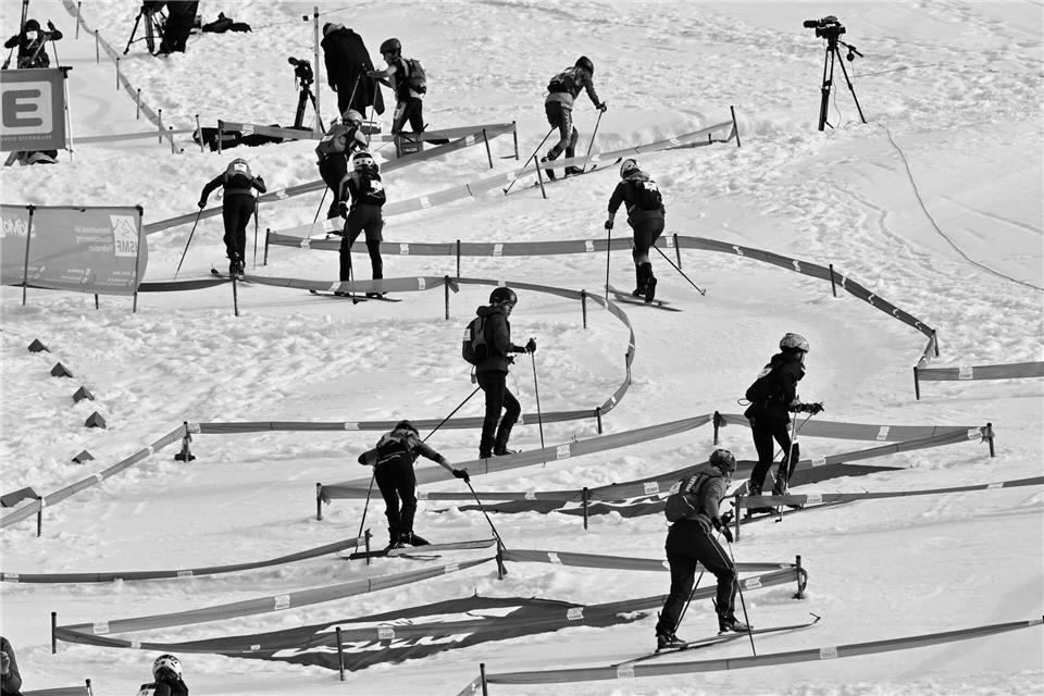 Skibergsteigen ist im olympischen Programm der kommenden Winterspiele neu dabei. (Archivbild)Uwe Lein/dpa