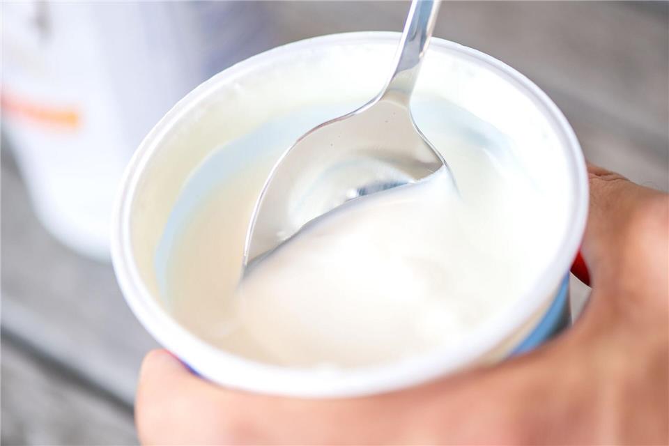 Skyr, Quark oder Joghurt: Fettarme sowie pure Produkte sind dabei immer die bessere Wahl.picture alliance/dpa/dpa-tmn