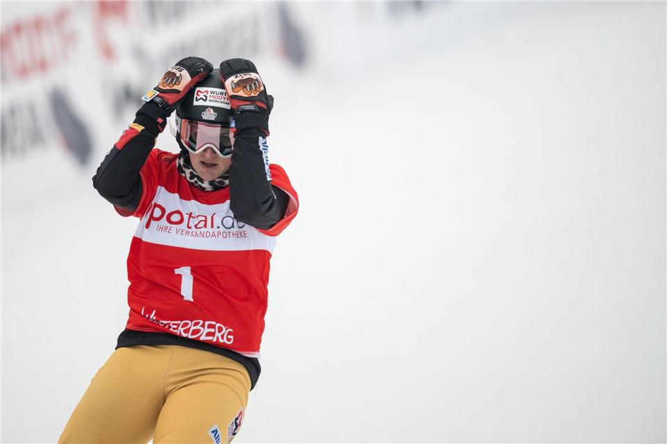 Snowboarderin Ramona Hofmeister bangt um ihre Olympia-Teilnahme.Fabian Strauch/dpa