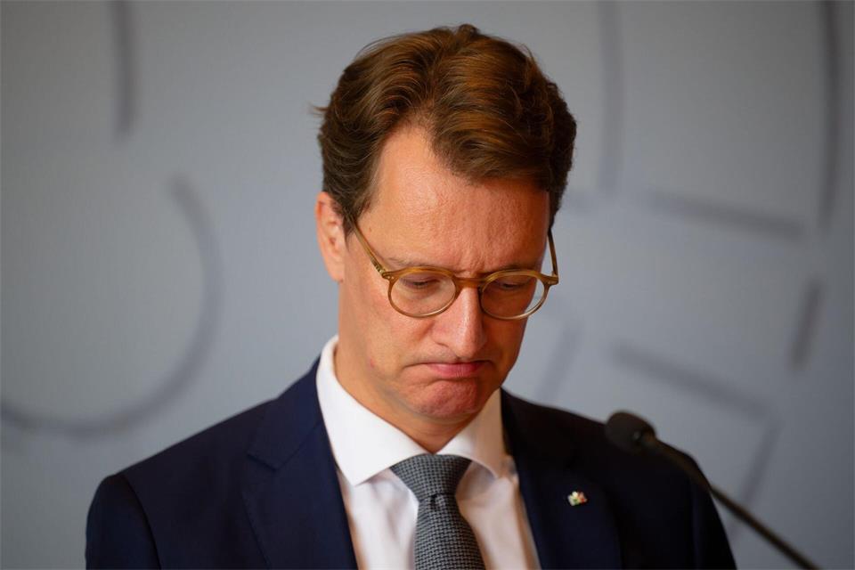 So guckt NRW-Ministerpräsident Hendrik Wüst, wenn er denkt.Henning Kaiser/dpa