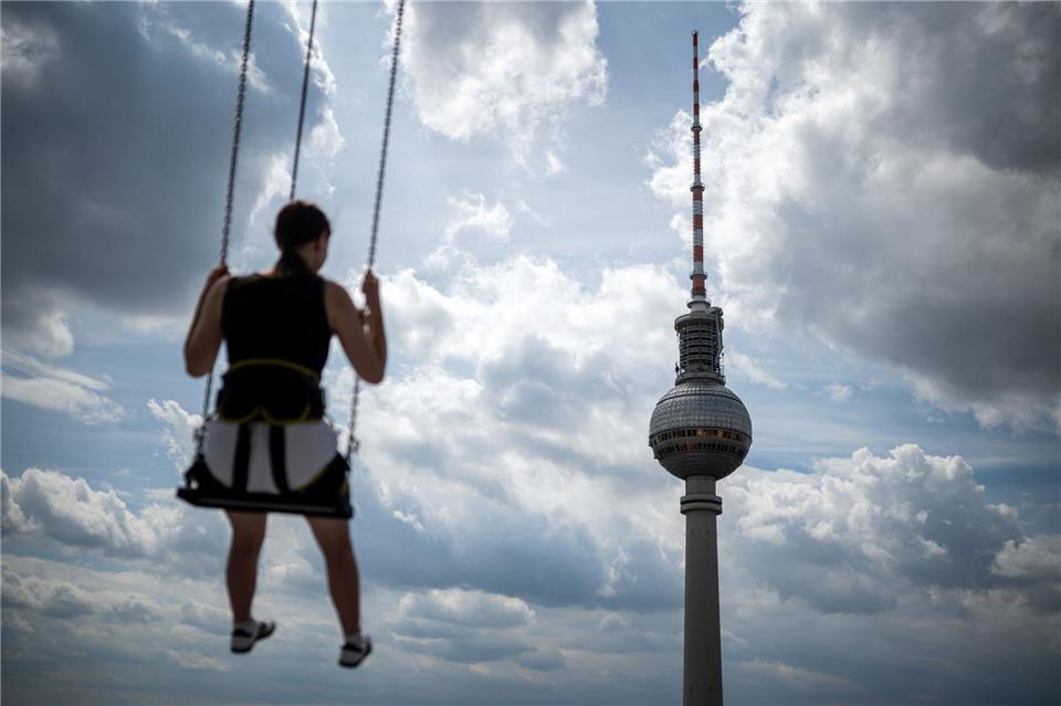 So mancher freut sich auch über Wolken am Himmel.Sebastian Gollnow/dpa