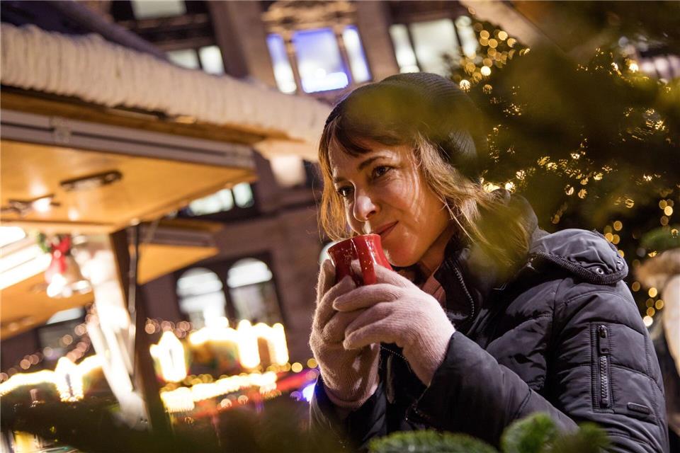 So schmeckt Weihnachten! Glühwein enthält pro Tasse allerdings umgerechnet fünf bis sechs Stück Würfelzucker. Christin Klose/dpa-tmn