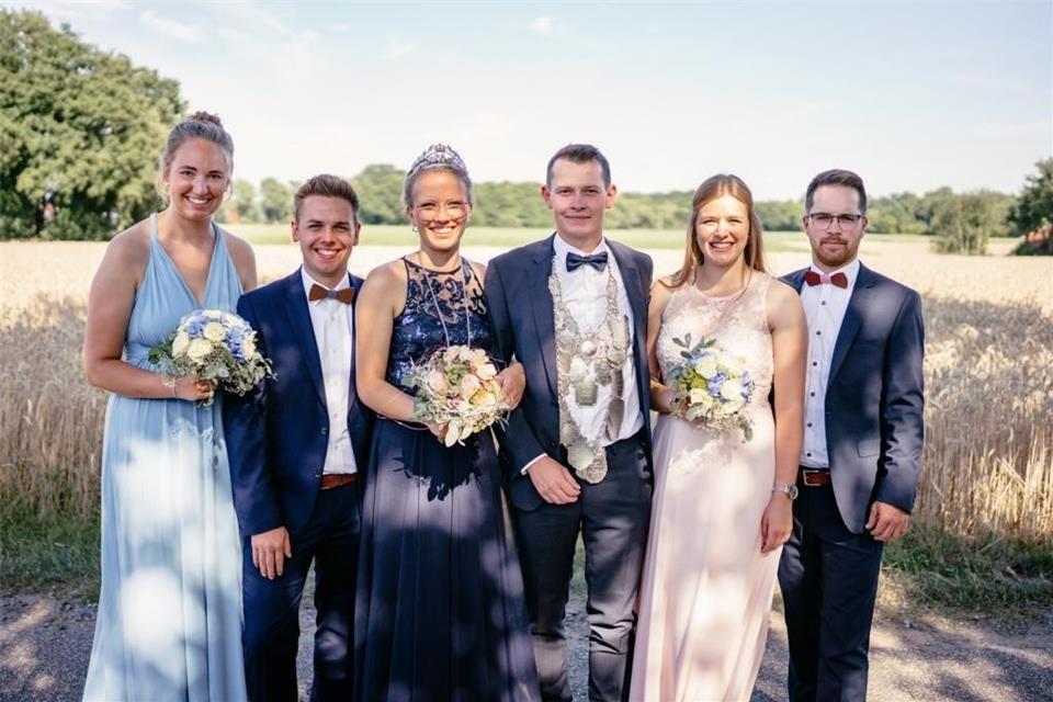 So sieht der aktuelle Thron in Gemenwirhe aus. Noch. Ab Montag soll es einen neuen Thron geben.