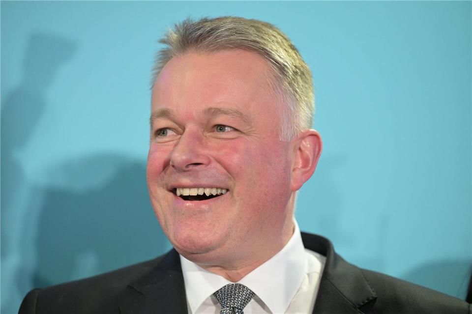 So sieht ein Wahlgewinner aus. Hannes Albert/dpa