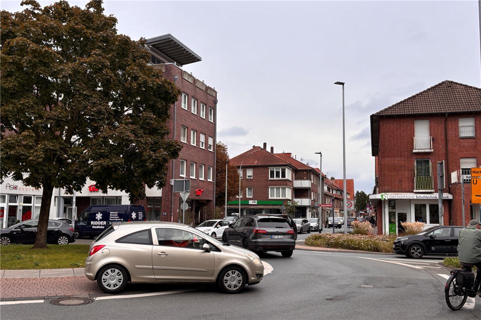 So sieht es heute aus, wenn man vom Kreisverkehr am Butenwall in die Brinkstraße schaut.