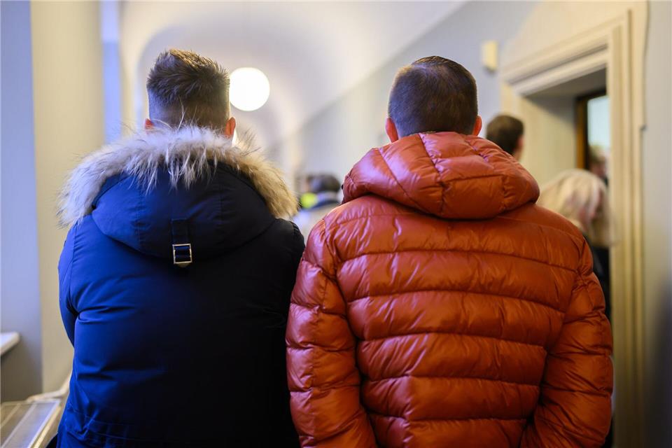 So verhindern sie einen Prozess - müssen aber je 2.100 Euro bezahlen.Julian Stratenschulte/dpa