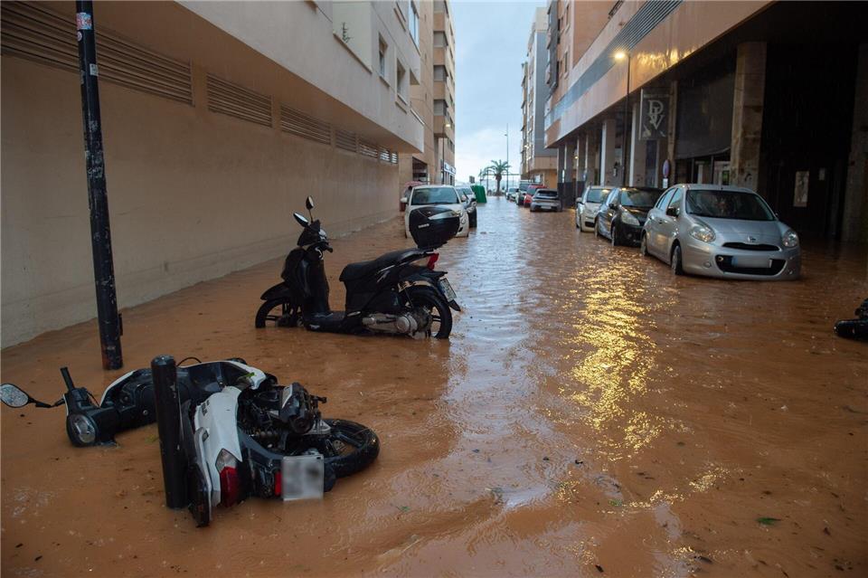 So viel Regen fällt auf Ibiza sonst in einem halben Jahr.Germán Lama/EUROPA PRESS/dpa