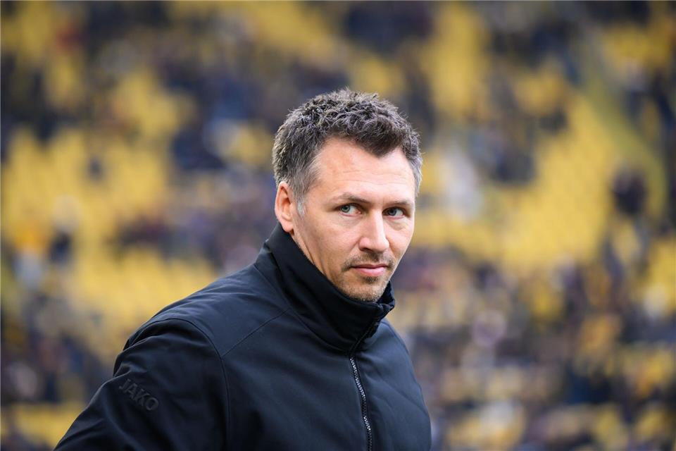 Sören Gonther formt am Dynamo-Kader. (Archivbild)Robert Michael/dpa