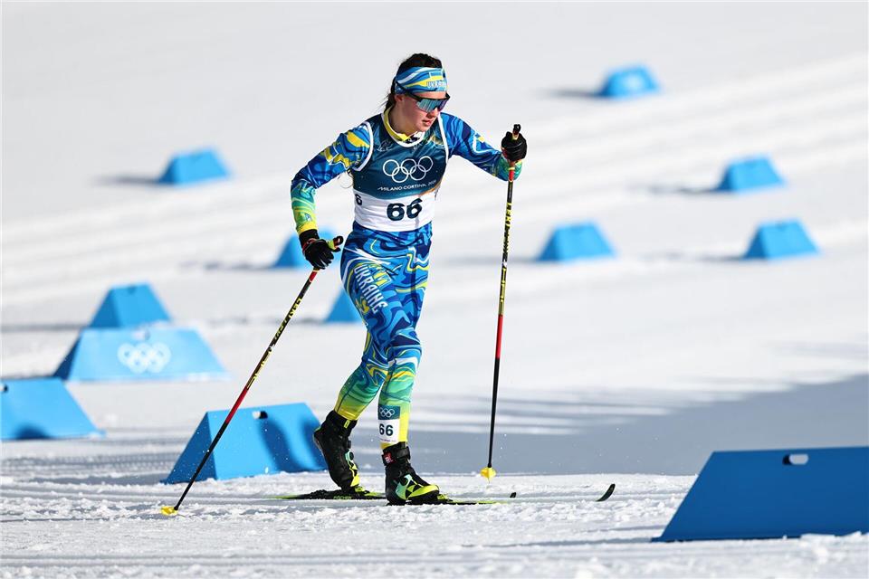 Sofija Schkatula reagierte äußerst emotional nach dem Sprintrennen, als es um die Zustände in ihrer ukrainischen Heimat ging.Daniel Karmann/dpa