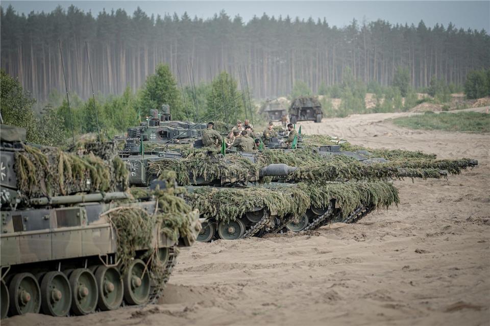 Soldaten der Bundeswehr bei einer Übung in Litauen im Jahr 2024. (Archivbild)Kay Nietfeld/dpa