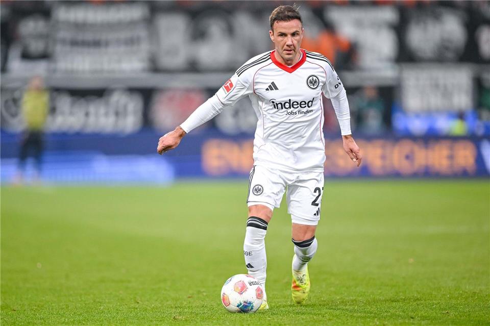 Soll seinen Vertrag in Frankfurt verlängern: Mario Götze (Archivfoto).Harry Langer/dpa