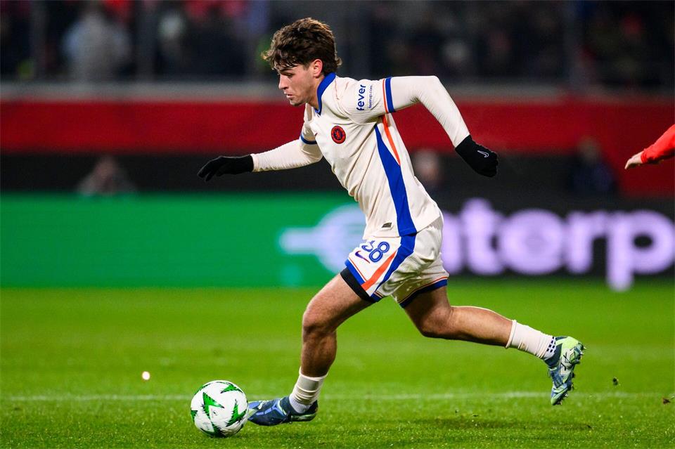 Soll vor einem Wechsel zu RB Leipzig stehen: der Spanier Marc Guiu. (Archivbild)Tom Weller/dpa