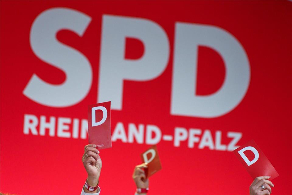 Sonderurlaub einer Beamtin für den SPD-Wahlkampf - darum geht es im Innenausschuss auf Initiative der CDU. (Archivbild)Andreas Arnold/dpa