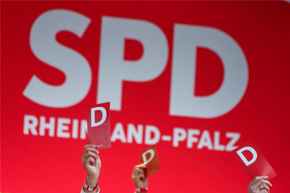 Sonderurlaub einer Beamtin für den SPD-Wahlkampf – darum geht es im Innenausschuss auf Initiative der CDU. (Archivbild)Andreas Arnold/dpa