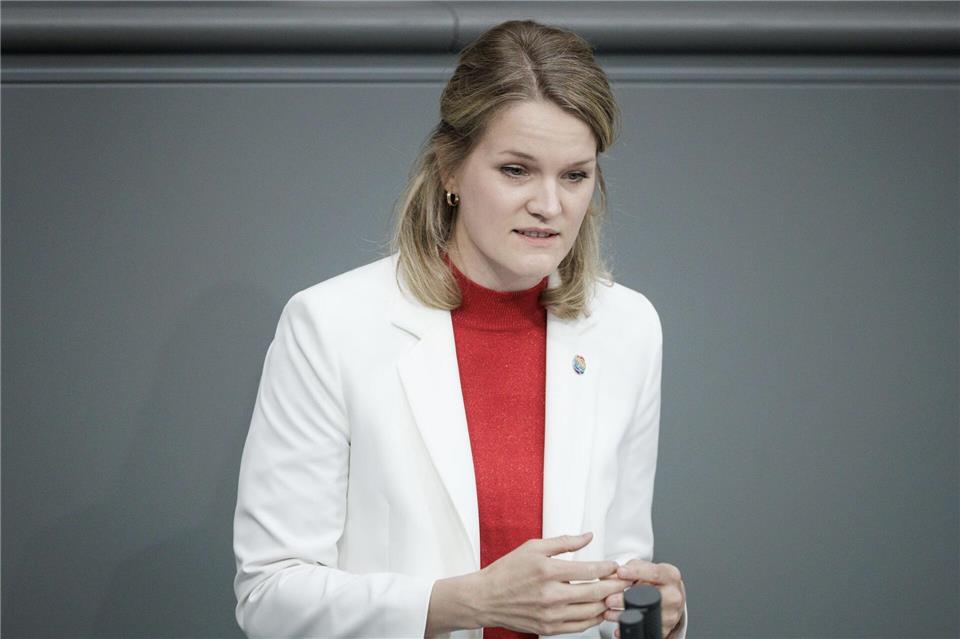 Sonja Eichwede, stellvertretende Vorsitzende der SPD-Bundestagsfraktion, sagt: „Nicht alle Einzelheiten zur kritischen Infrastruktur sollten öffentlich sein.“ (Archivfoto)Carsten Koall/dpa