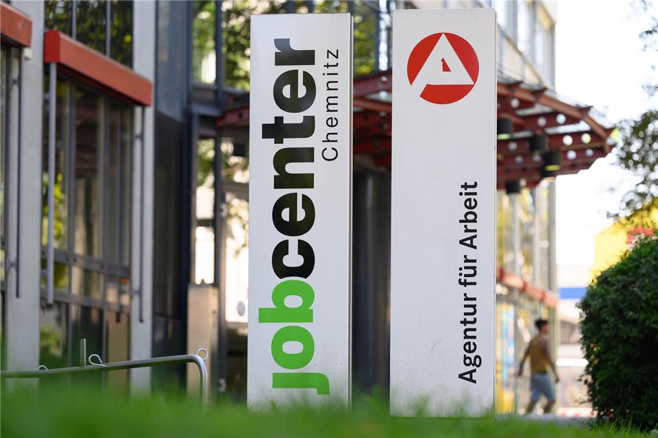 Sorgenkind Chemnitz: Die Stadt ist die erste Region in Sachsen, in der die Arbeitslosenquote wieder zweistellig ist. Hendrik Schmidt/dpa