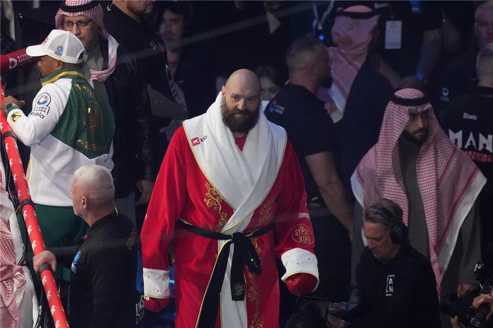 Sorgte mit seinem Outfit wieder für Furore: Tyson FuryFrank Augstein/AP/dpa