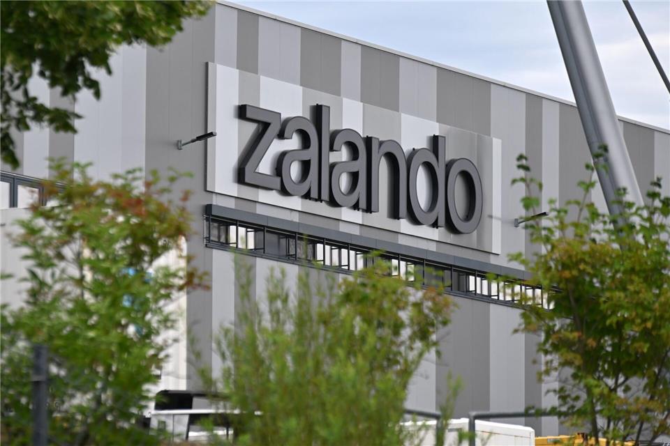 Sozialplan für Erfurter Zalando-Beschäftigte ausgehandelt Martin Schutt/dpa