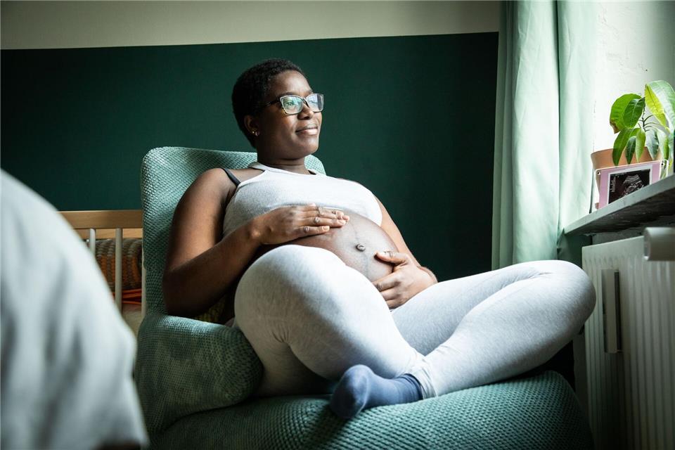 Später im Leben ein Kind zu bekommen ist nicht ungewöhnlich: Fünf Prozent der Schwangeren sind bei Eintritt der Schwangerschaft älter als 40.picture alliance / dpa-tmn