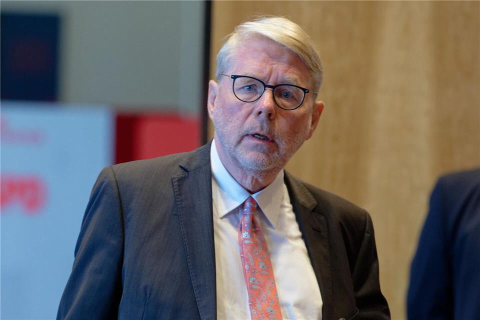 Bamf-Präsident kritisiert NRW-Organisation Später relativierte Sommer seine Kritik: NRW sei das Land mit den meisten Abschiebungen.Henning Kaiser/dpa
